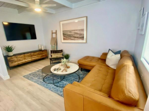 Village District! Cleo Beach! 5 Min Walk to DTWN!